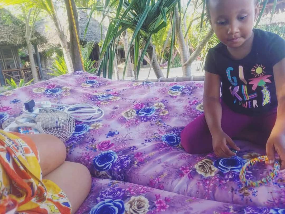 Ushongo Beach Bandas Pangani Eksteriør billede